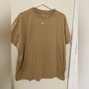 Women’s tan Nike t shirt size xl loose fit 100% cotton!!